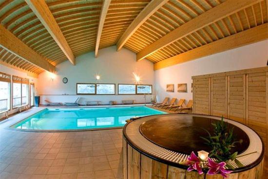 Appartement Orelle Val-Thorens Avec Spa エクステリア 写真