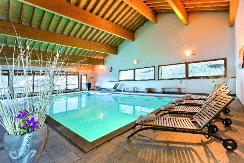 Appartement Orelle Val-Thorens Avec Spa エクステリア 写真